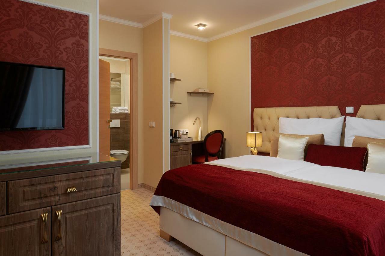Honour And Grace Hotel Jáchymov Dış mekan fotoğraf